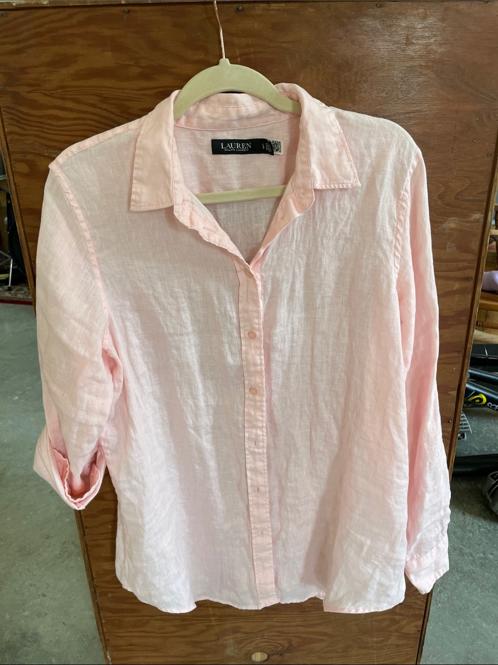 Lauren Ralph Lauren Pale Pink Linen Button-Down Shirt - Picture 4 of 7